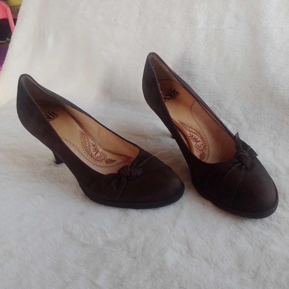 Sofft since 1927 brown leather slip on pumps size 7 1/2 women's.